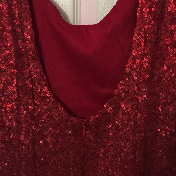 ✨TOBI BODYCON DRESS✨ - Picture 4 of 4