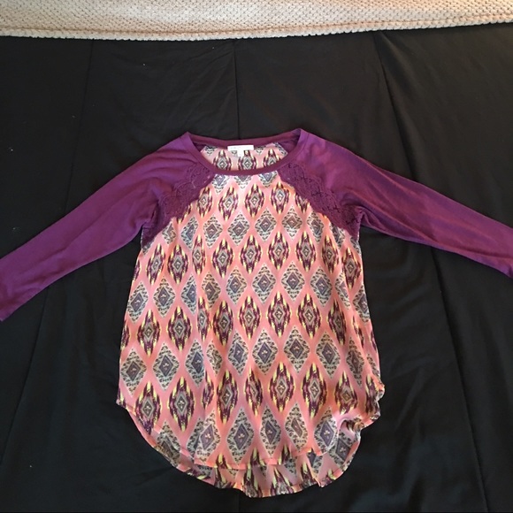 Shirt - Picture 1 of 1