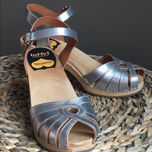 Swedish Hasbeens Sky High Clog in Silver