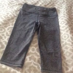 NWT VSX Sport crop leggings