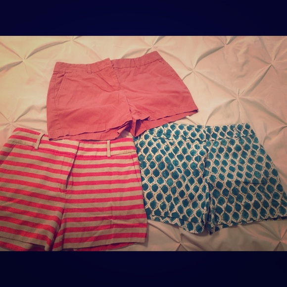 Ann Taylor Loft shorts bundle! Size 6