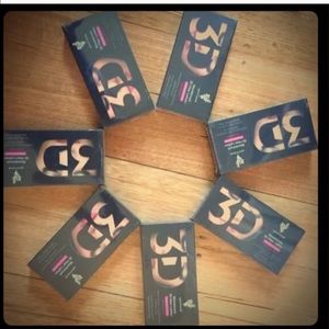 Younique fiber lash mascara