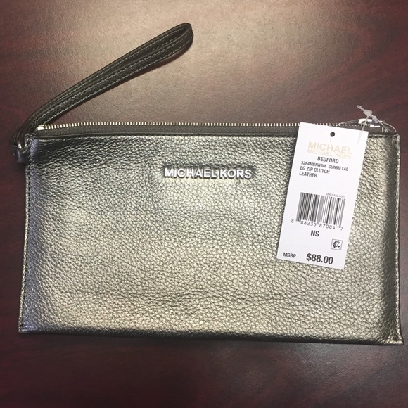 Michael Kors Clutch