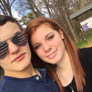 Meet your Posher, Kaitlynn