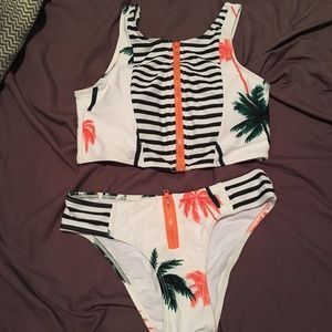 Tropical swimsuit! Brand new! Never worn!