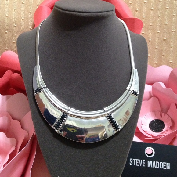 Steve Madden Necklace