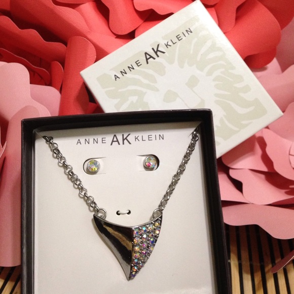 Anne Klein Necklace/ Earrings Set