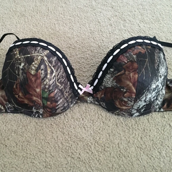 Camo bra