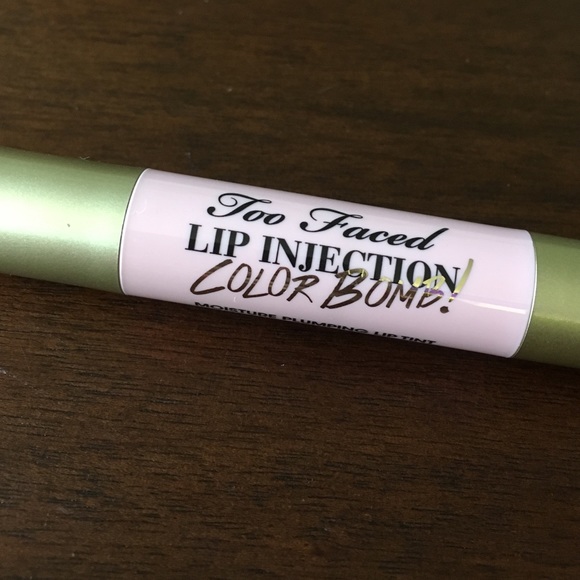 Too Faced LE color bomb