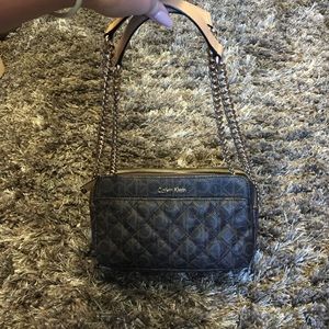 CALVIN-KLEIN- multipurpose purse