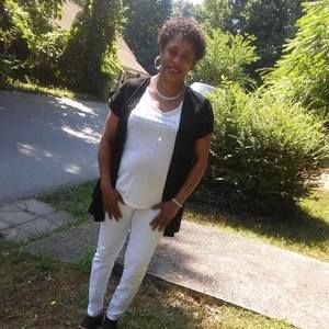 Meet your Posher, Gina