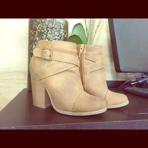 Lauren Conrad Tan Ankle Boots