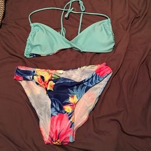 Tropical print bikini
