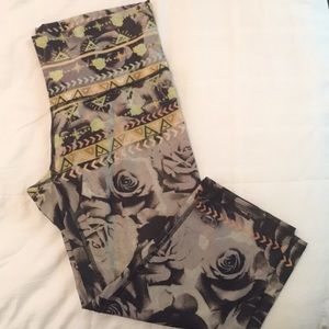 Teeki Goddess Capri in Desert Rose