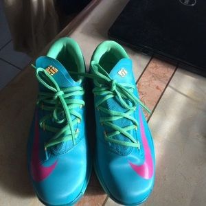 Nike KD size 7 women's