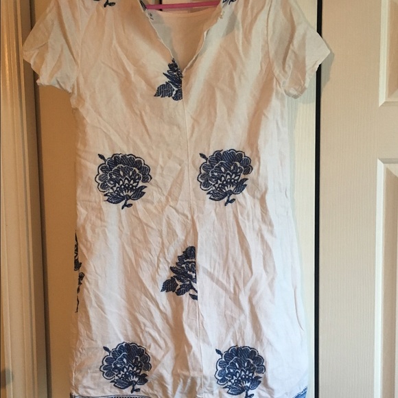 Blue and white floral shift dress - Picture 3 of 4