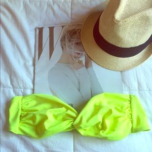 Awesome neon yellow VS top