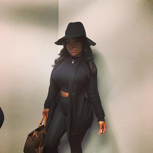 Meet your Posher, Dominique