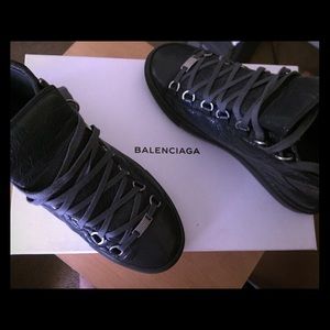 Balenciaga grey size nine