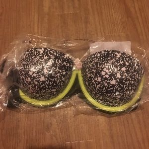 Victoria secret push up bra