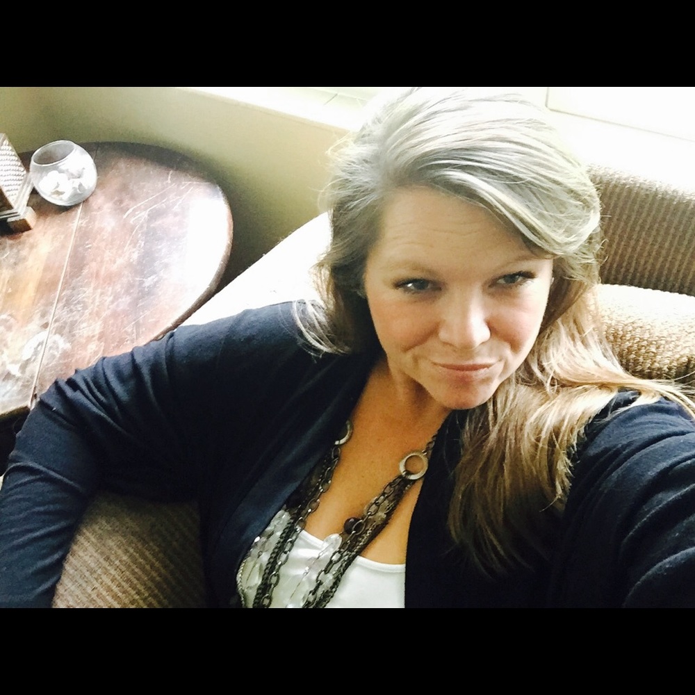 Meet your Posher, Sabrina