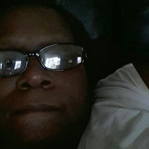 Meet your Posher, Deondra