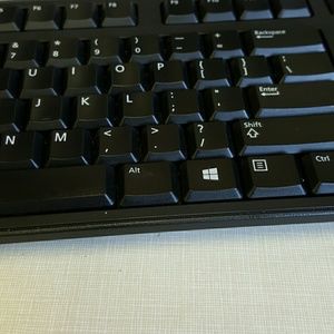 Meet your Posher, Elliott