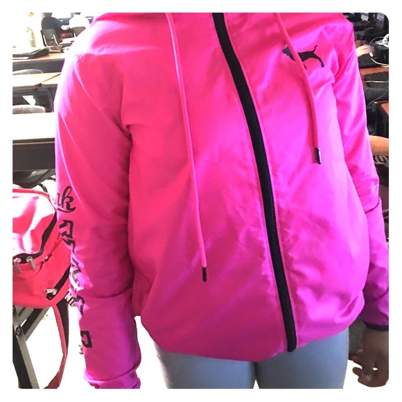 PINK wind breaker