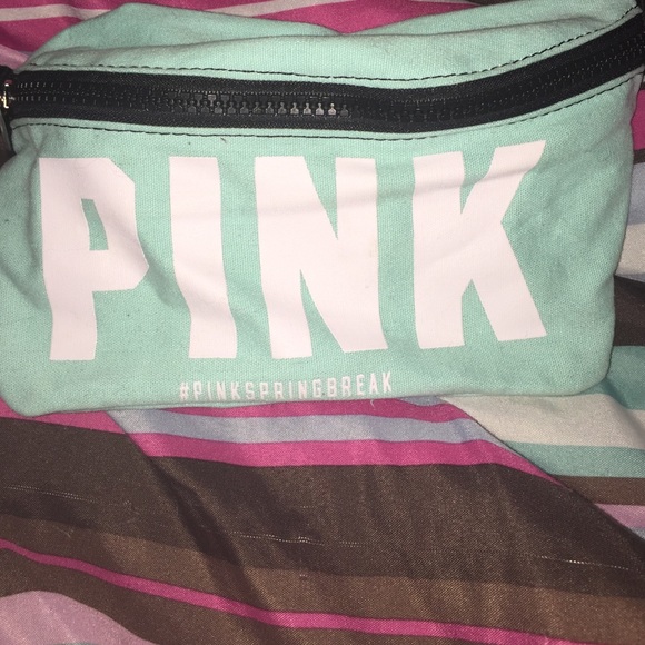 VS PINK fanny pack