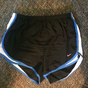 Nike running shorts size medium