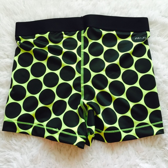 Nike Pro Compression Shorts - Picture 2 of 3