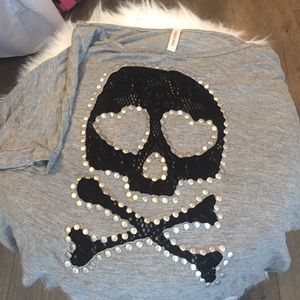 Studs and skulls crop top 💀
