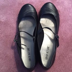 Maryjane black flats