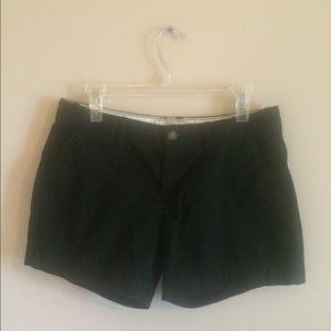 Old Navy Size 6 Black Shorts