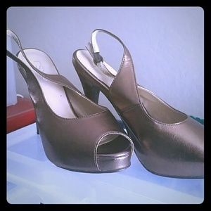 Peep toe sling back sandal platform heels