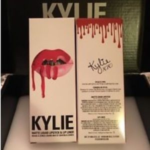 Kylie lipkit