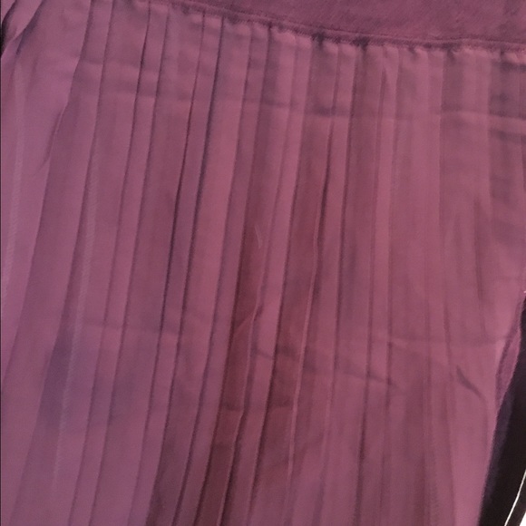 NWT The Limited | burgundy sweater w/ pleats - Picture 4 of 4