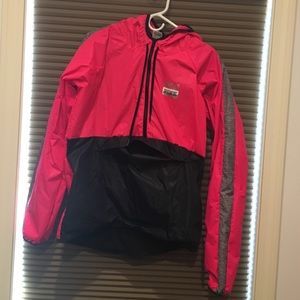 VS pink windbreaker ❤️