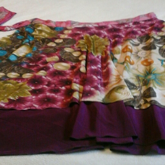 MAGIC WRAP SKIRT REDUCED!!***
