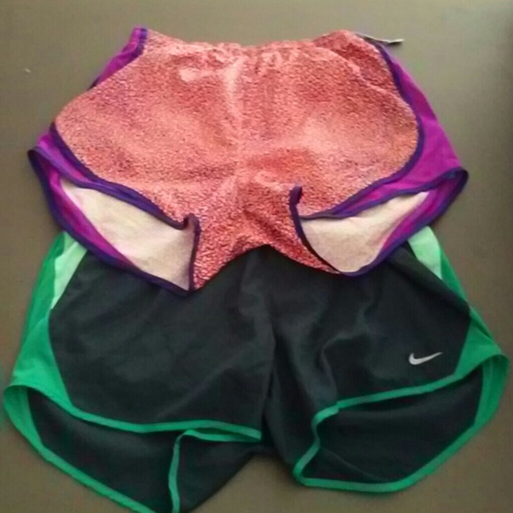Brand new Nike shorts - Picture 3 of 3