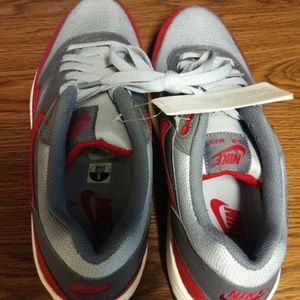 Nike air max 1 essentials