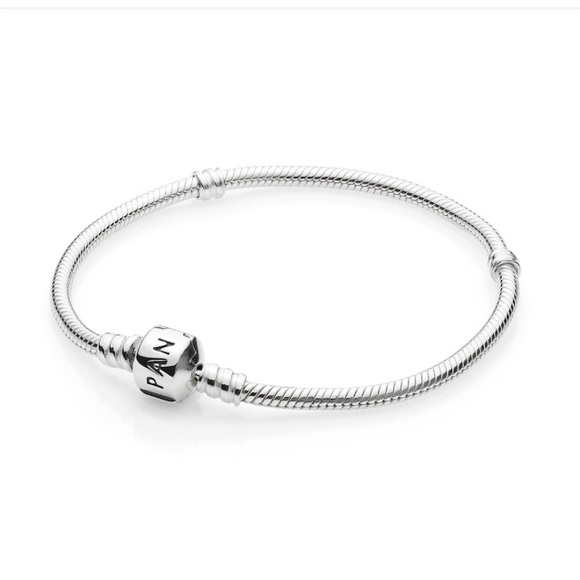 🚫SOLD🚫Pandora silver bracelet - Picture 1 of 4