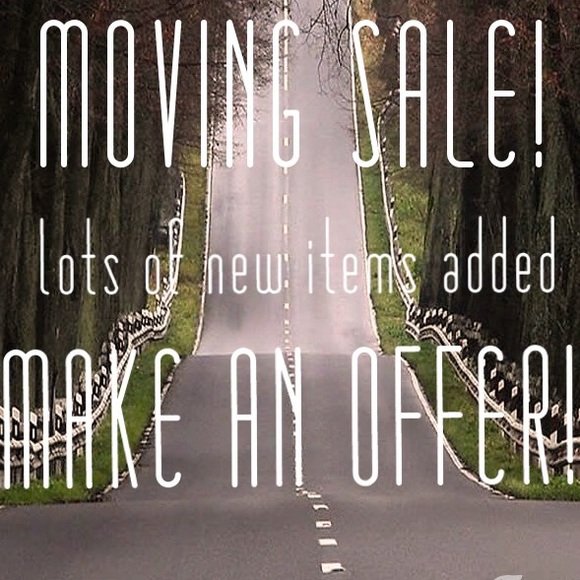 I'm trying to downsize my closet!  Check it out!