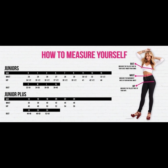 Boutique Very Lacey Light Wash Denim Shorts - Picture 5 of 5