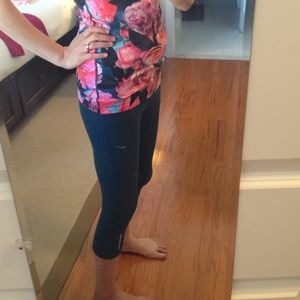 Teal Nike Dri-fit crop pants