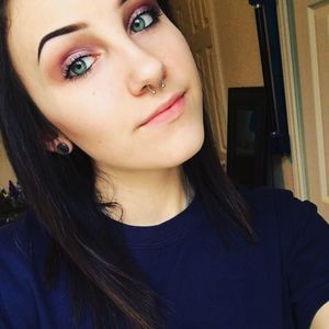 Meet your Posher, Laurel