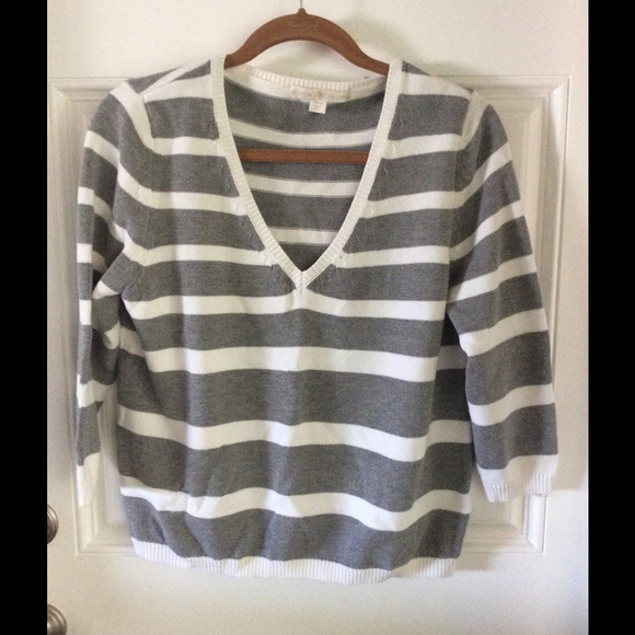 Boston Proper Ladies Pull Over Sweater