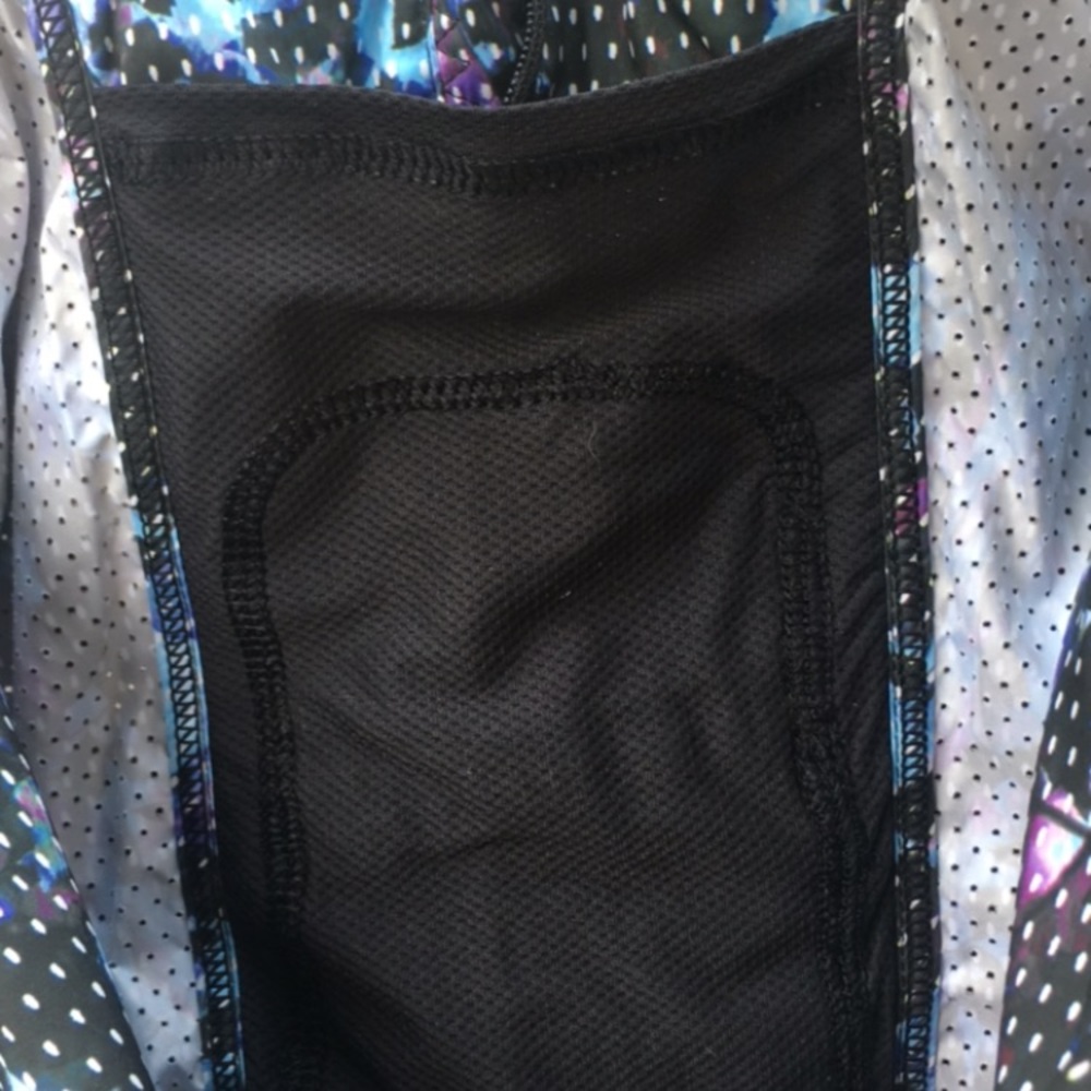 Back Pack It Jacket - Picture 4 of 4