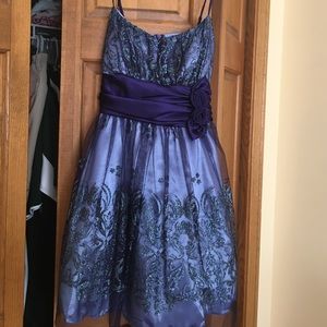 SHORT SPARKLY FORMAL DRESS