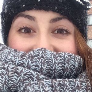 Meet your Posher, Dani